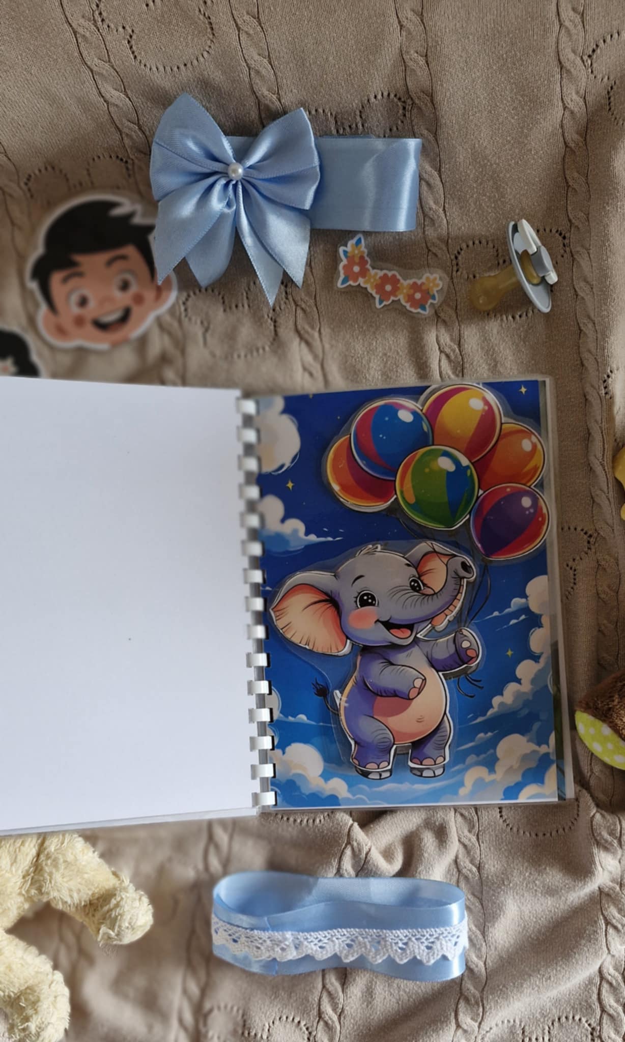 Handgemachtes Baby Klettbuch – Montessori Lernspiele, Puzzles & Zeichnen mit Punkten klettbuch baby montessori kleinkind