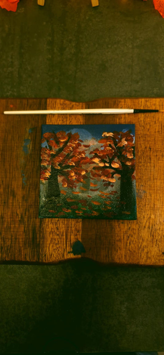 Herbstwald mit buntem Blätterfall